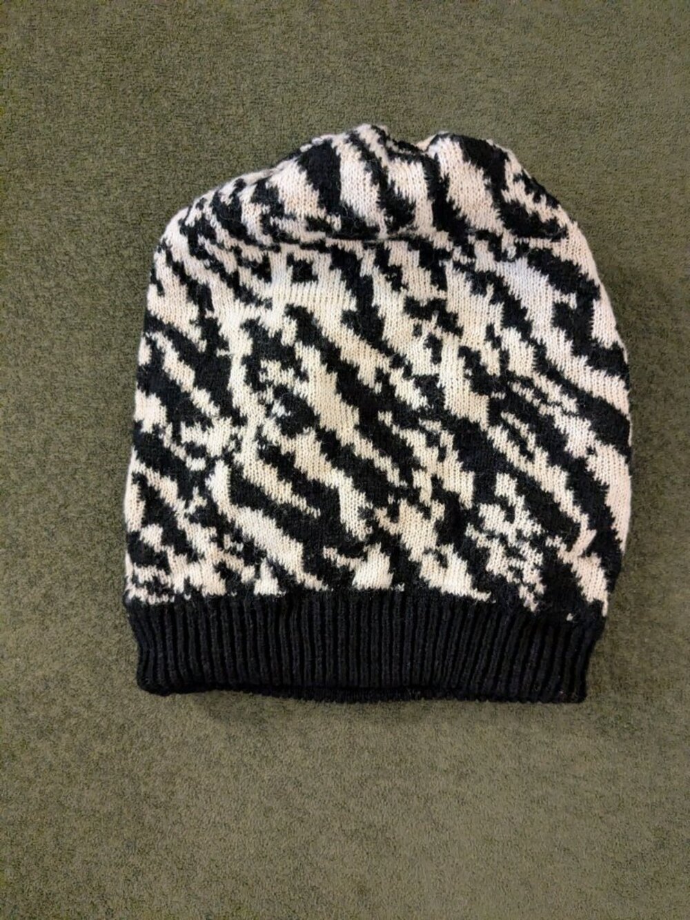 Natasha Black Cream Zebra Print Knit Beanie One Size